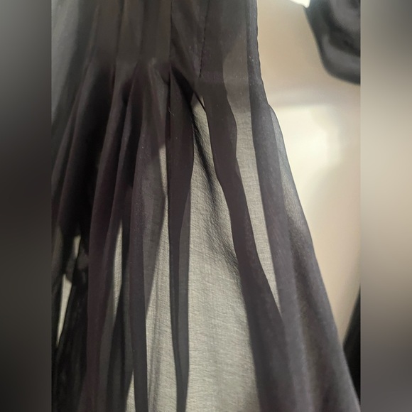 Gio Guerreri Black Sheer scarf//shall made in Italy - Picture 3 of 12